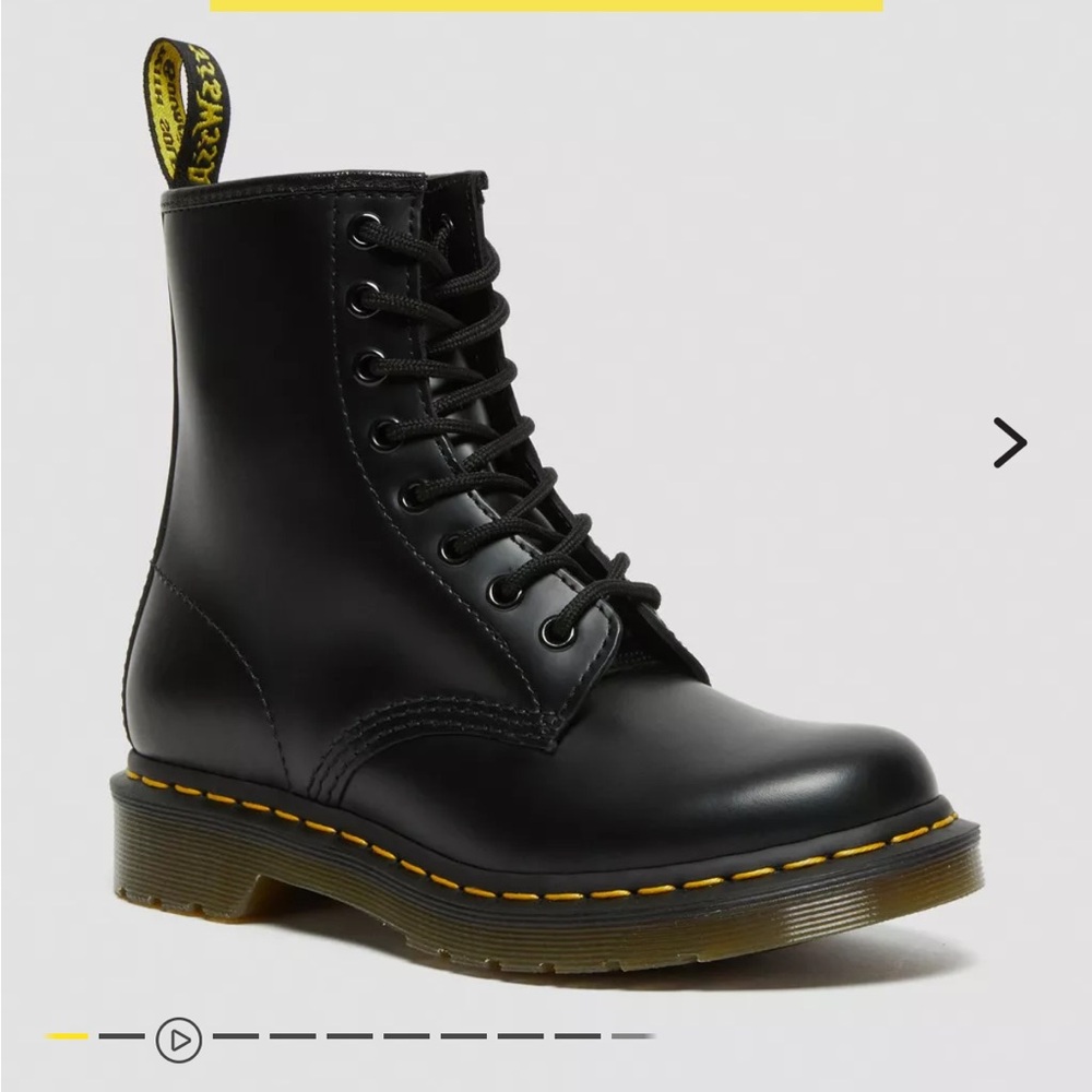 Doc Martens 1460 Women’s lace up boots. Size 9